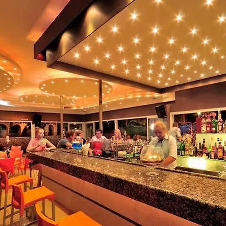 Bay Art Boutique - Adults Only Hotel 4*