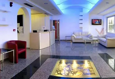 Hotel Bay Art Boutique - Adults Only 4*